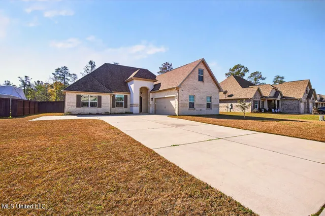 $549,900 | 5827 Sylvester Street, Ocean Springs, MS 39564