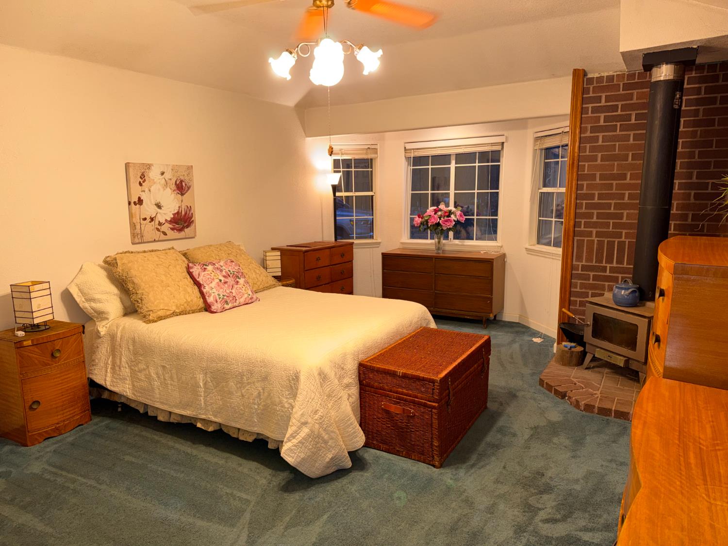 645 Rigby Lane Applegate, CA 95703 - Photo 32 of 52 a bed room with a bed and a chair