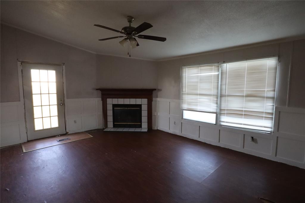 1437 West Loop 254 Ranger, TX 76470 - Photo 9 of 26