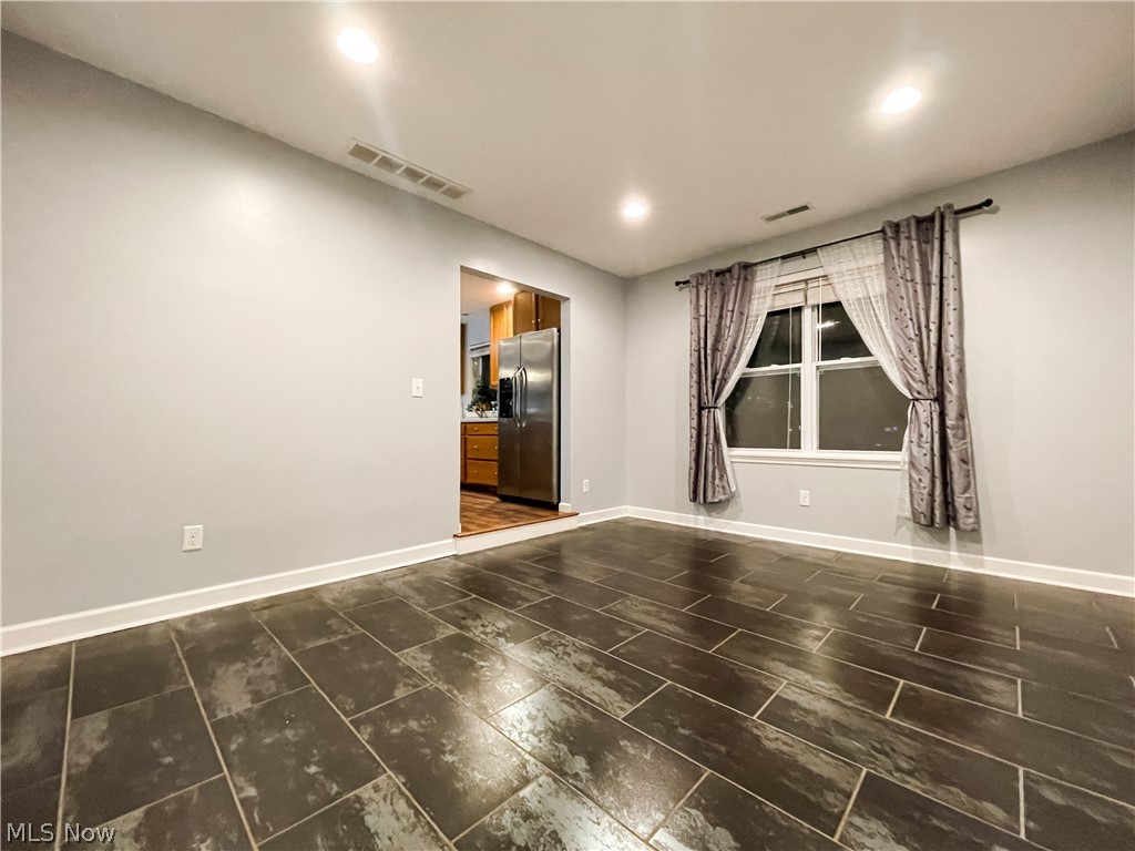 447 Strader Road Akron, OH 44305 - Photo 11 of 28 Gallery Image 11