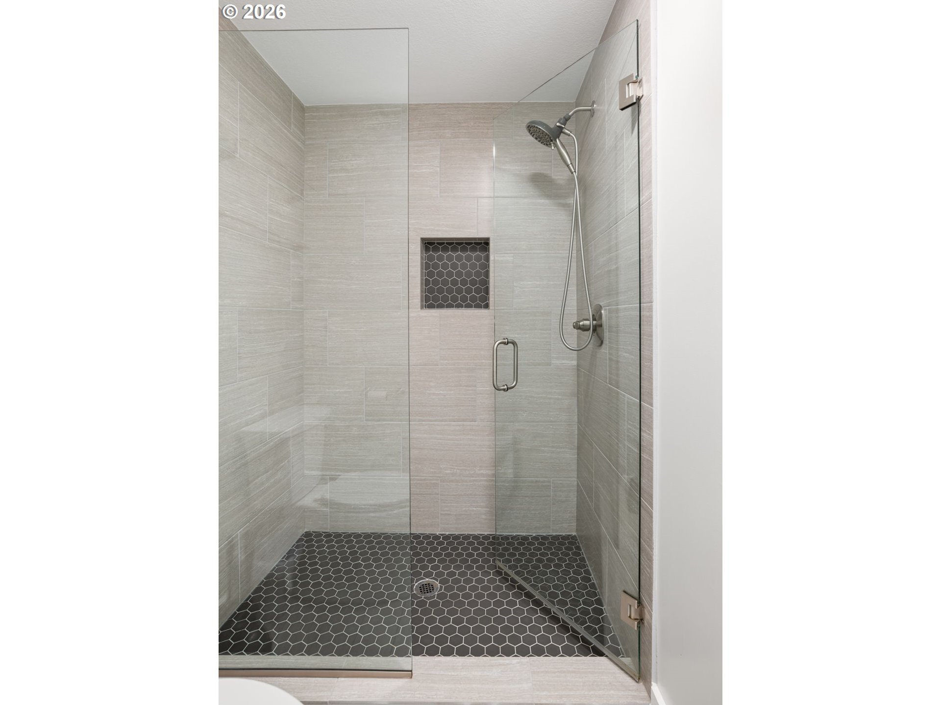 5833 Southwest Lane Court Portland, OR 97221 - Photo 27 of 47