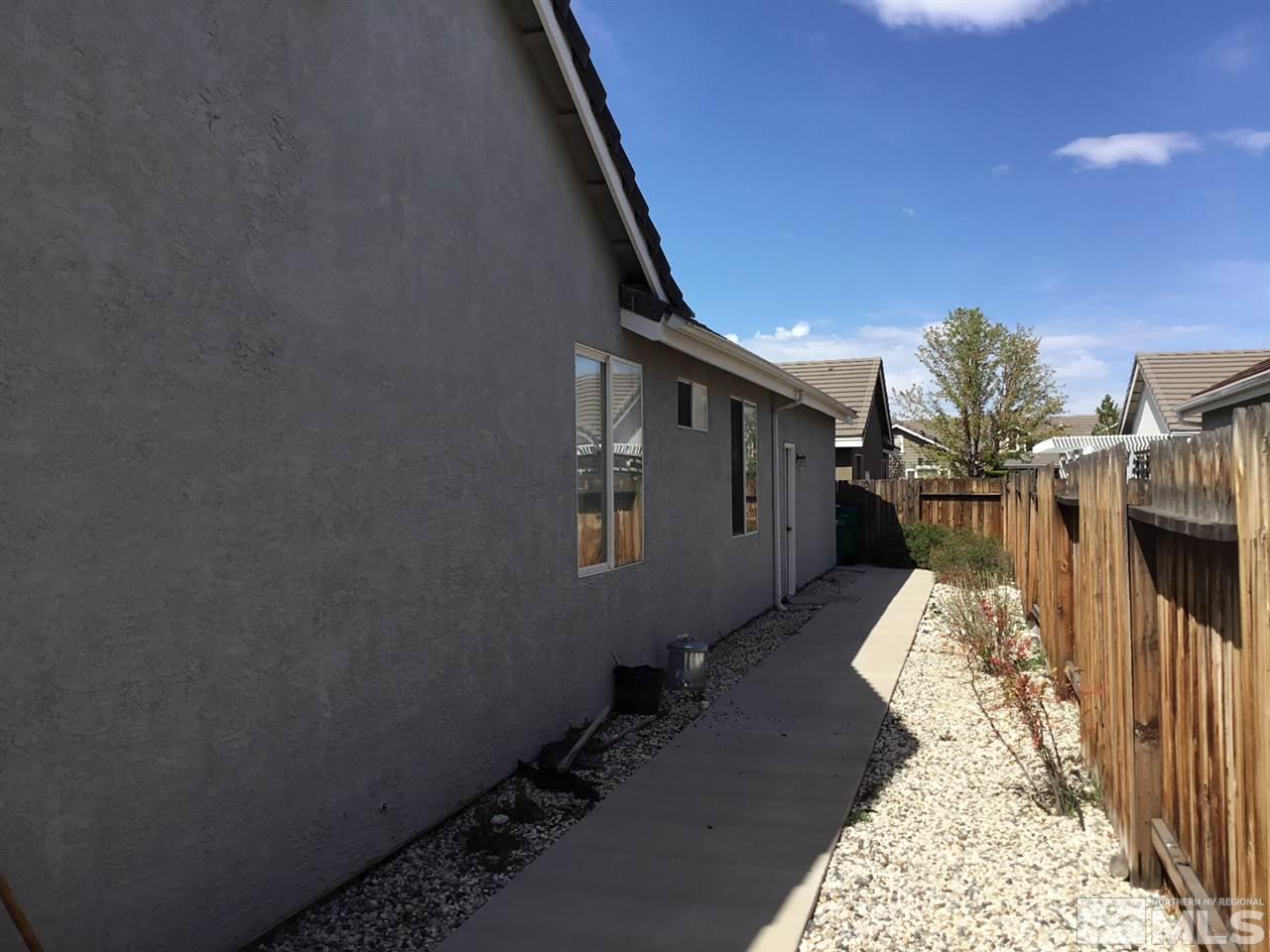 1432 Gaucho Lane Reno, NV 89521 - Photo 9 of 13