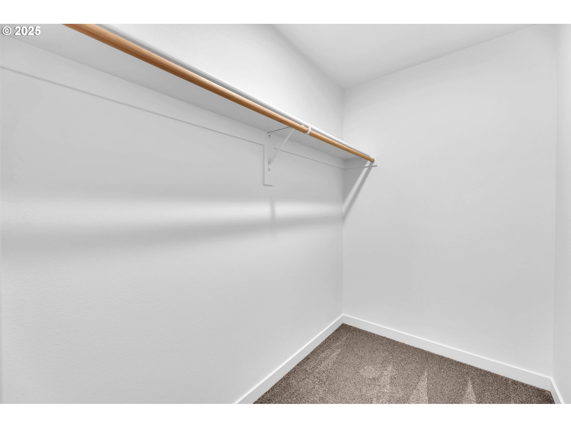 805 West Front Street Winlock, WA 98596 - Photo 21 of 31 a view of an empty room