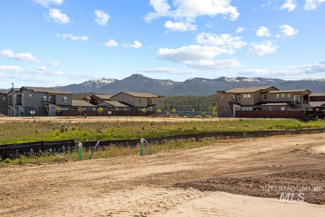 $150,000 | L2-b1 L2-b1 Lazy River Street, Cascade, ID 83611