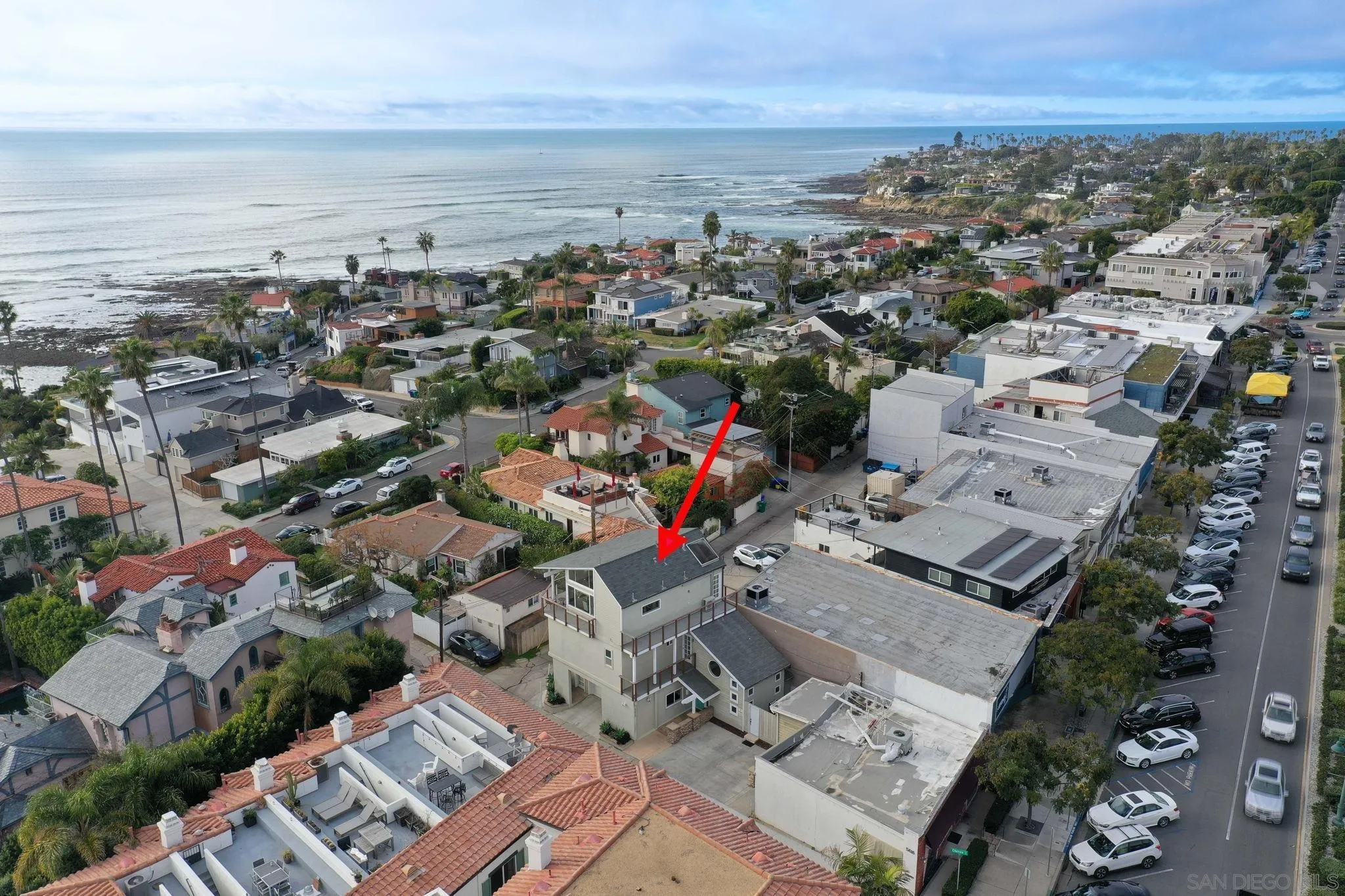 5620 La Jolla Boulevard La Jolla, CA 92037 - Photo 46 of 50 an aerial view of a city with lots of residential buildings and mountain view in back