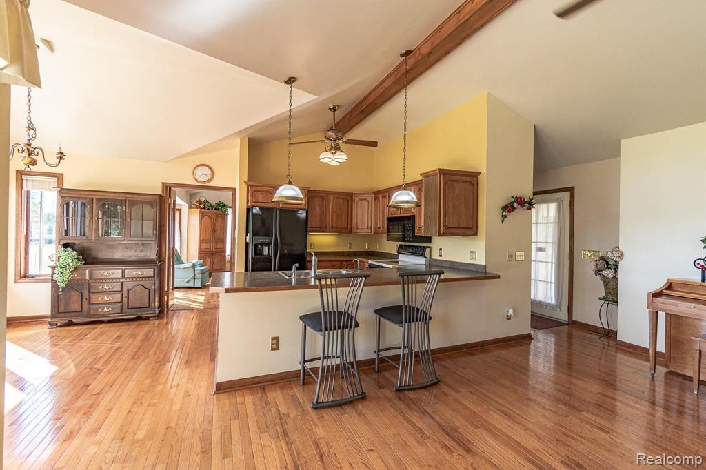 3369 Lahring Road Linden, MI 48451 - Photo 22 of 49