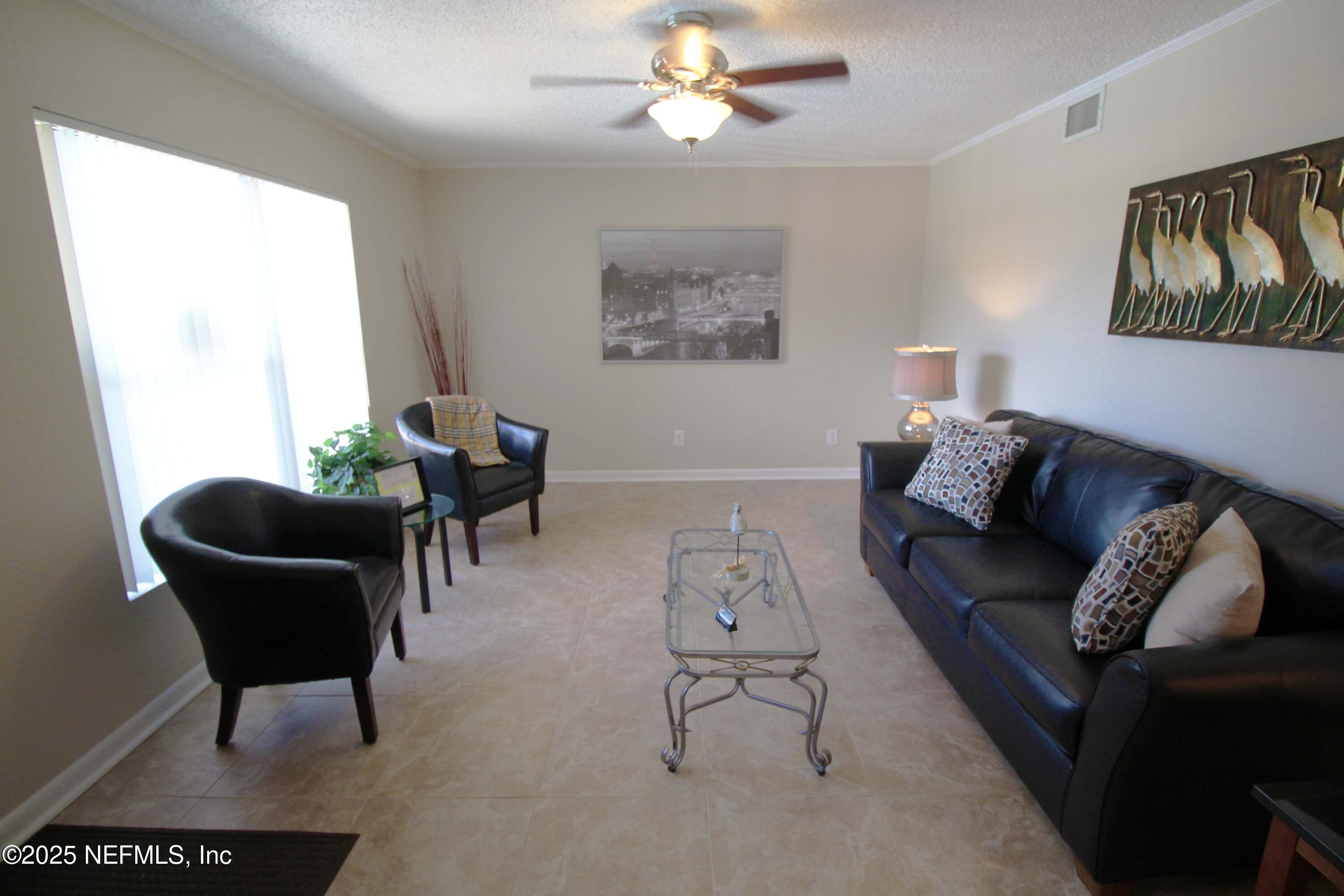 1920 Dean Road, Unit A Jacksonville, FL 32216 - Photo 3 of 22 IMG_4444e