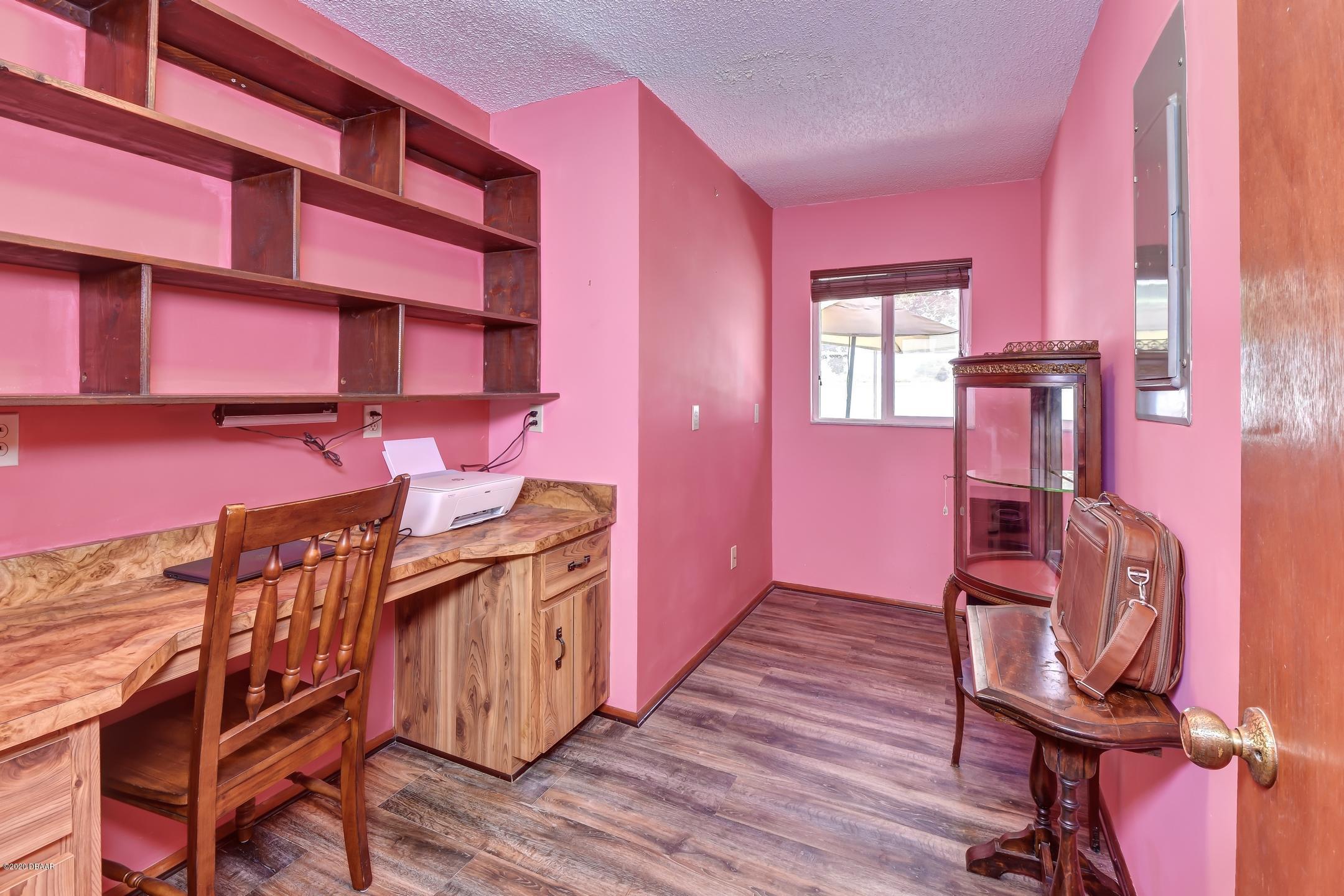 1010 Blackburn Road Pierson, FL 32180 - Photo 11 of 42 11-Office Study