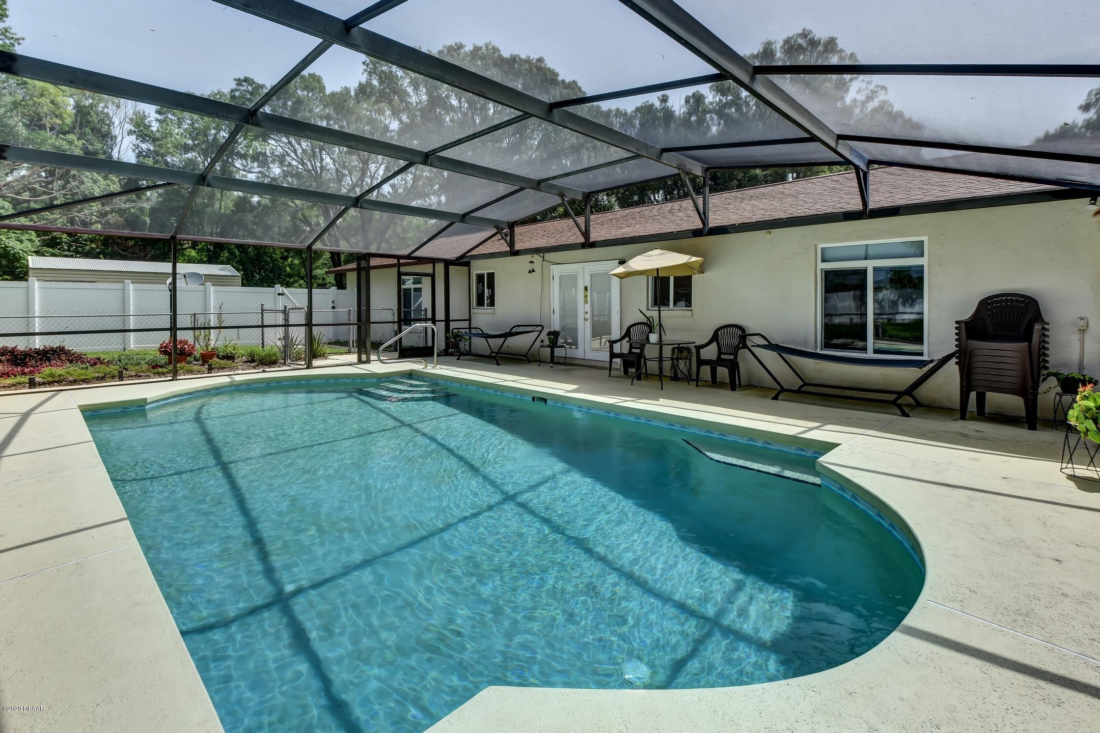 1010 Blackburn Road Pierson, FL 32180 - Photo 24 of 42 24-Pool Area