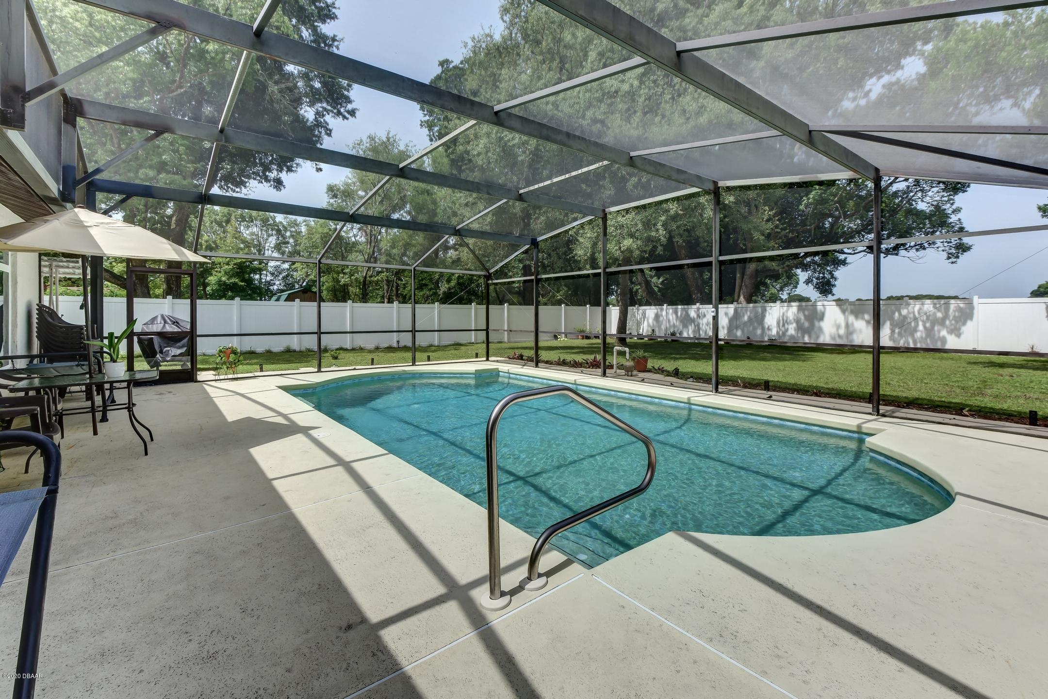 1010 Blackburn Road Pierson, FL 32180 - Photo 26 of 42 26-Pool Area
