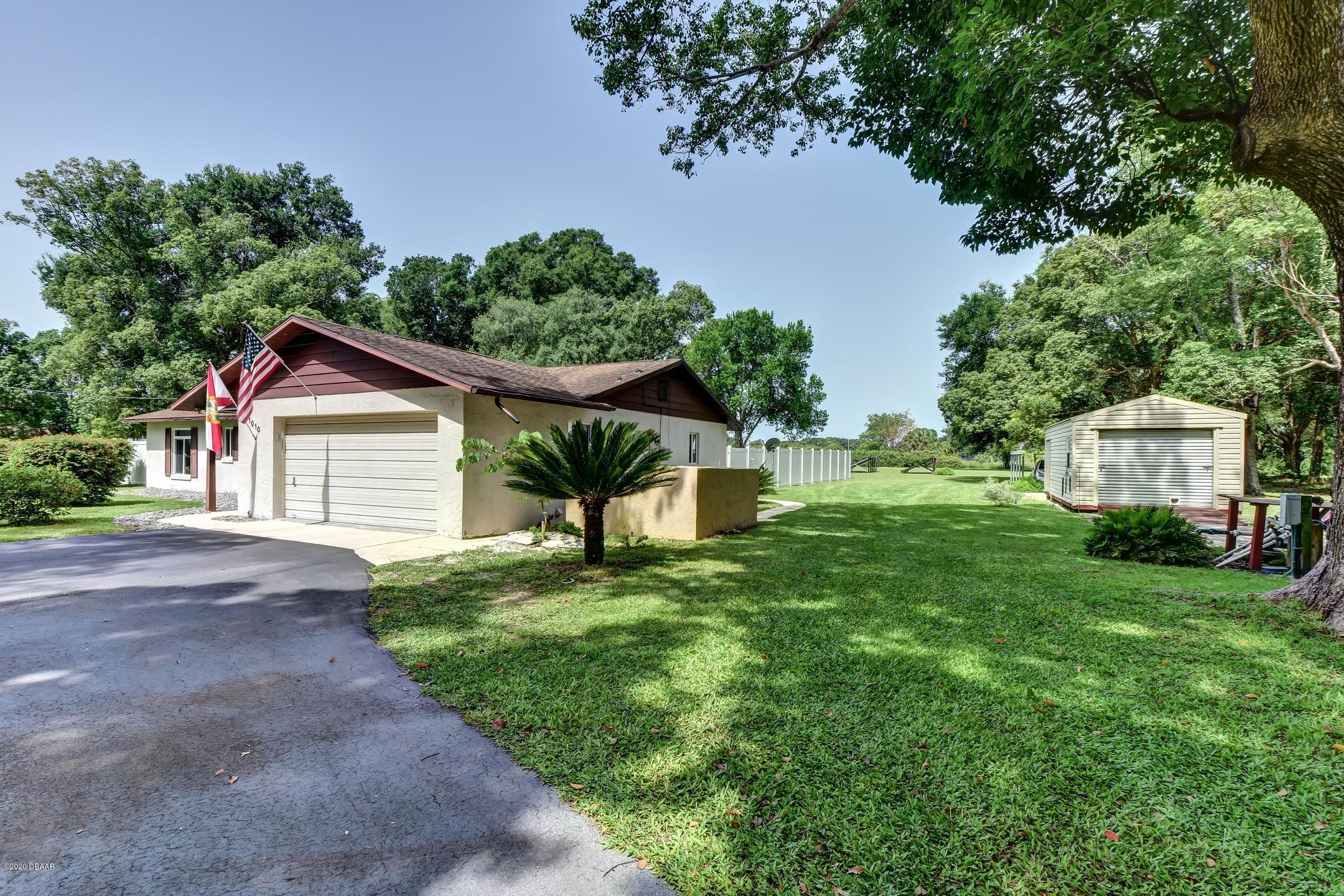 1010 Blackburn Road Pierson, FL 32180 - Photo 35 of 42 35-Corner View