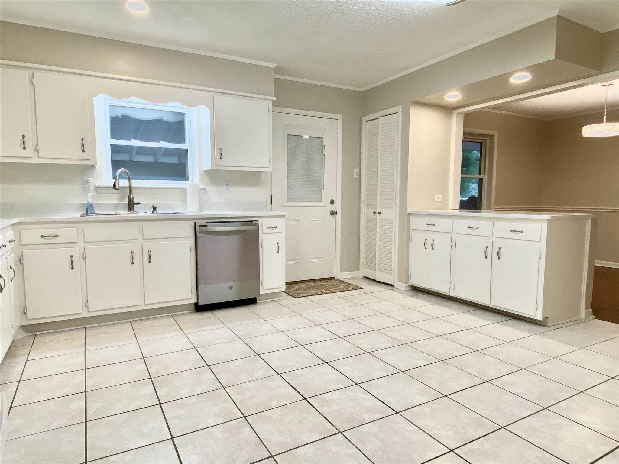 103 Windsor Drive Daphne, AL 36526 - Photo 5 of 29
