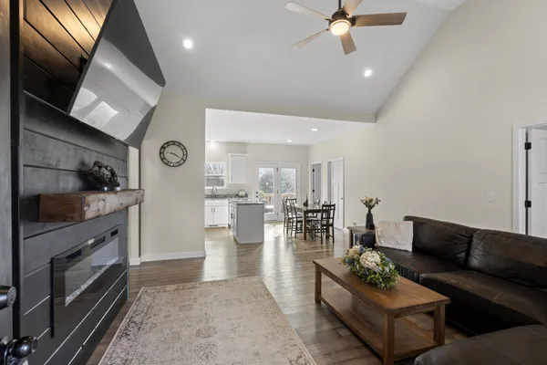 $388,000 | 1007 Edgewood Drive, Dickson, TN 37055