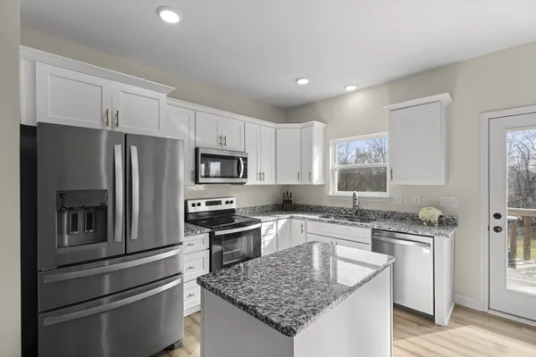 $388,000 | 1007 Edgewood Drive, Dickson, TN 37055