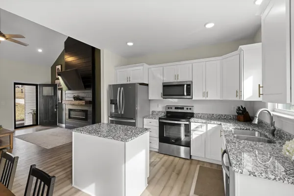 $388,000 | 1007 Edgewood Drive, Dickson, TN 37055