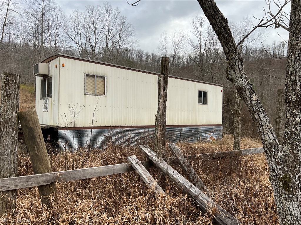 1101 Orchard Run Road Spencer, WV 25276 - Photo 25 of 31 Gallery Image 25