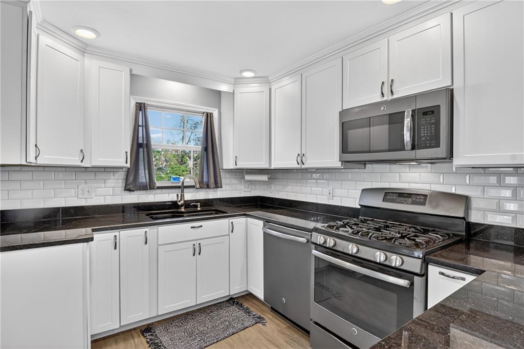 4747 Doyle Road Pittsburgh, PA 15227 - Photo 14 of 32 Gallery Image 14