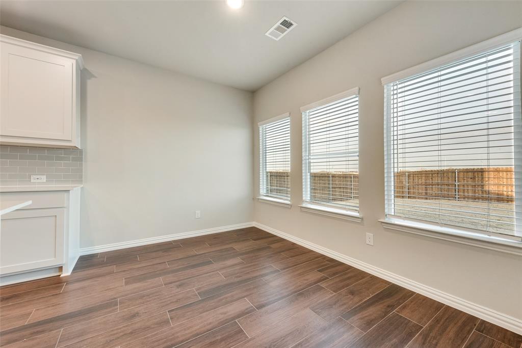 256 Sutter Mill Road Saginaw, TX 76131 - Photo 11 of 21 STOCK PHOTO