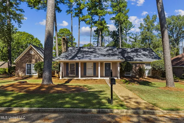 $335,000 | 514 Windy Ridge Lane, Madison, MS 39110