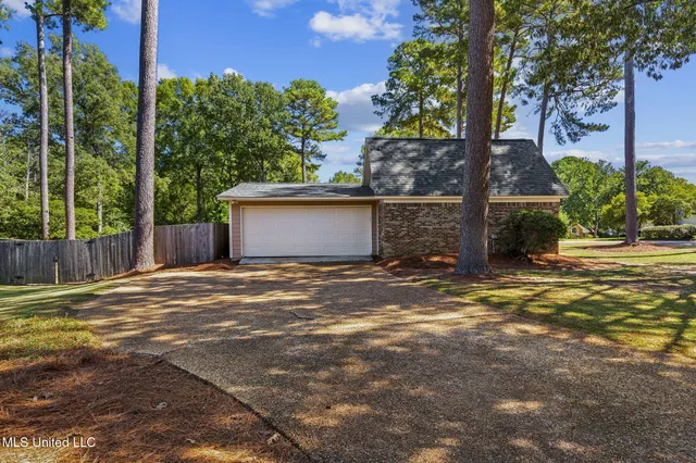 $335,000 | 514 Windy Ridge Lane, Madison, MS 39110