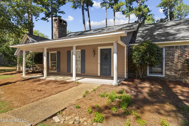 $335,000 | 514 Windy Ridge Lane, Madison, MS 39110