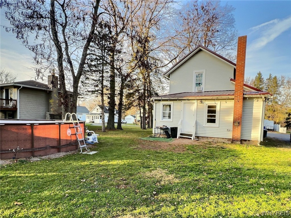 168 North Street Ridgeway, NY 14103 - Photo 3 of 18