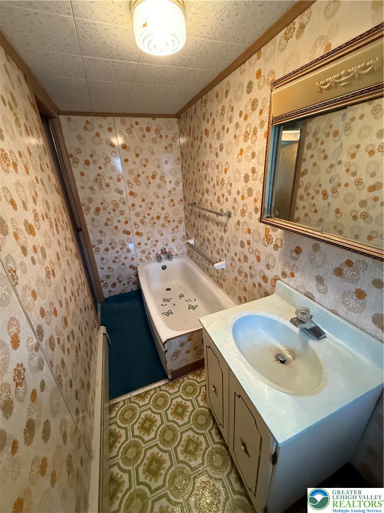 596 Old 209 Road Tamaqua, PA 18252 - Photo 13 of 33