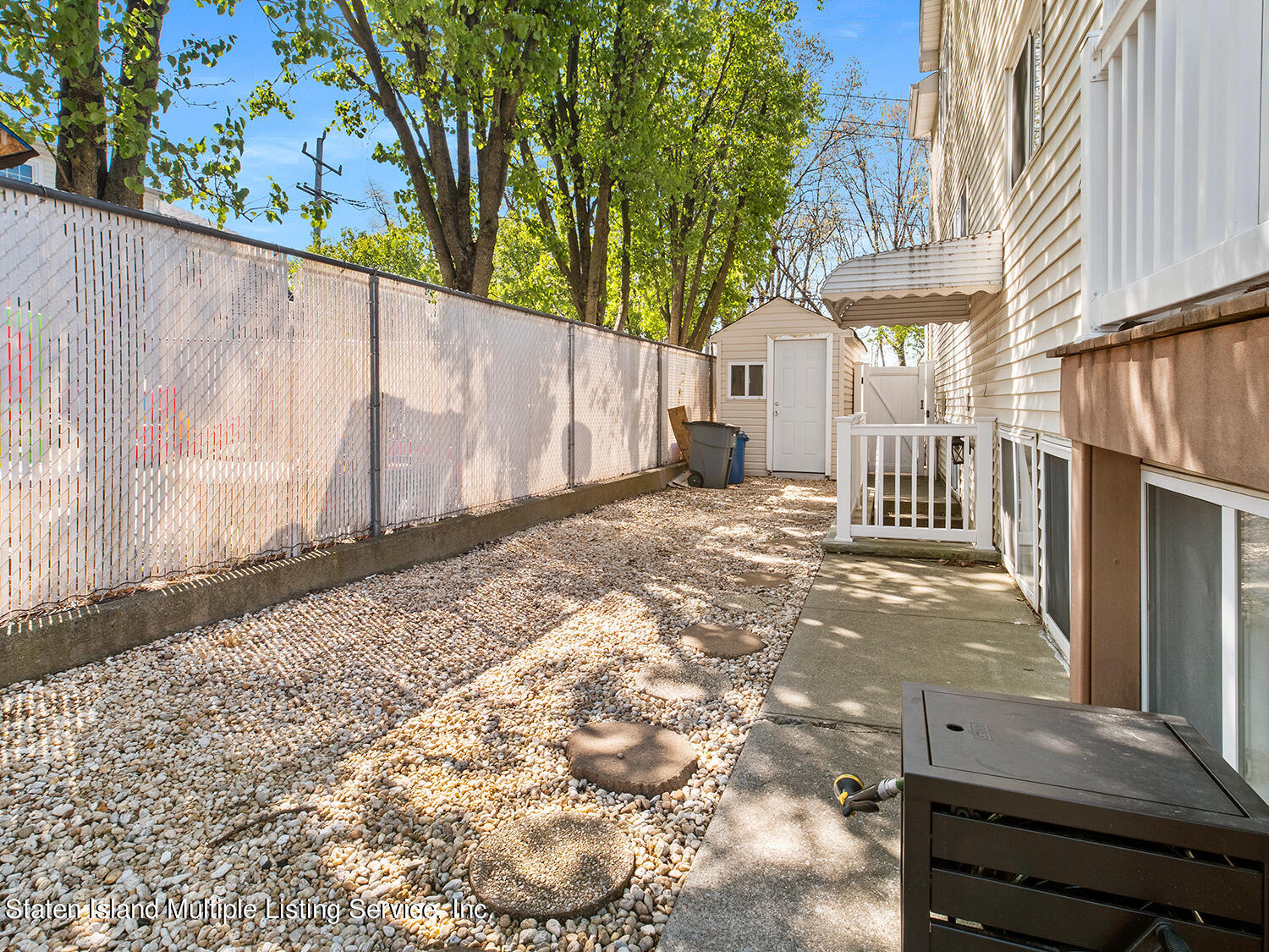 21 Clay Pit Road Staten Island, NY 10309 - Photo 25 of 30 P1766426