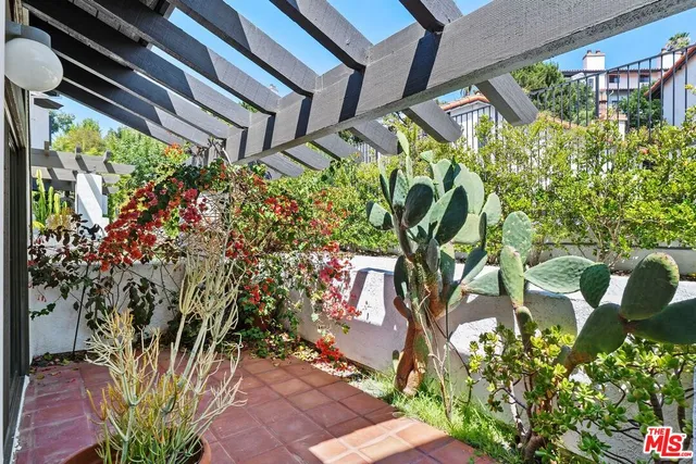 $5,490 | 1578 Michael Lane, Pacific Palisades, CA 90272