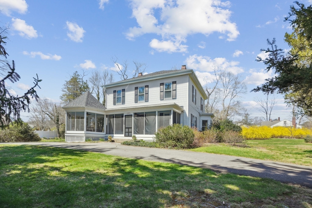 169 First Parish Road Scituate, MA 02066 - Photo 1 of 37 Gallery Image 1
