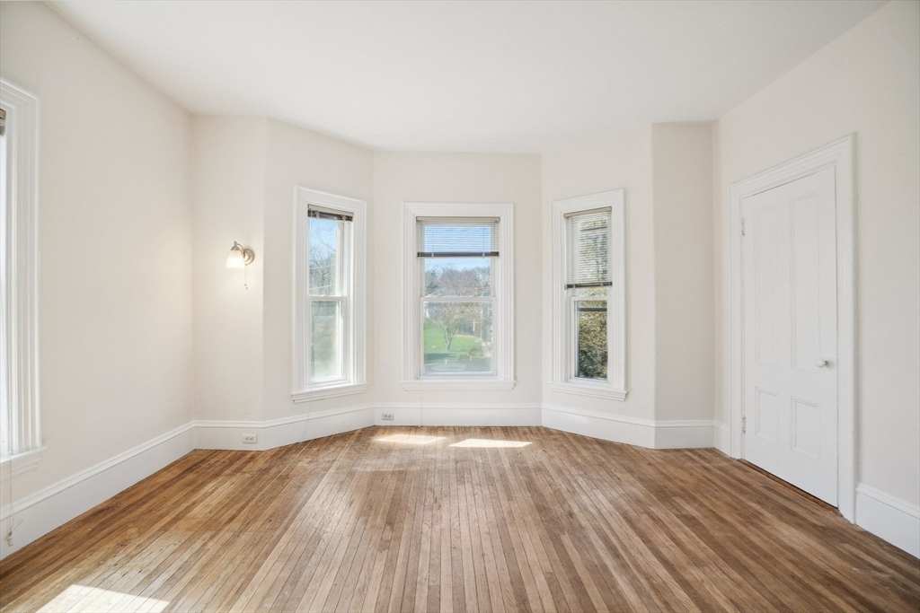 169 First Parish Road Scituate, MA 02066 - Photo 24 of 37 Gallery Image 24