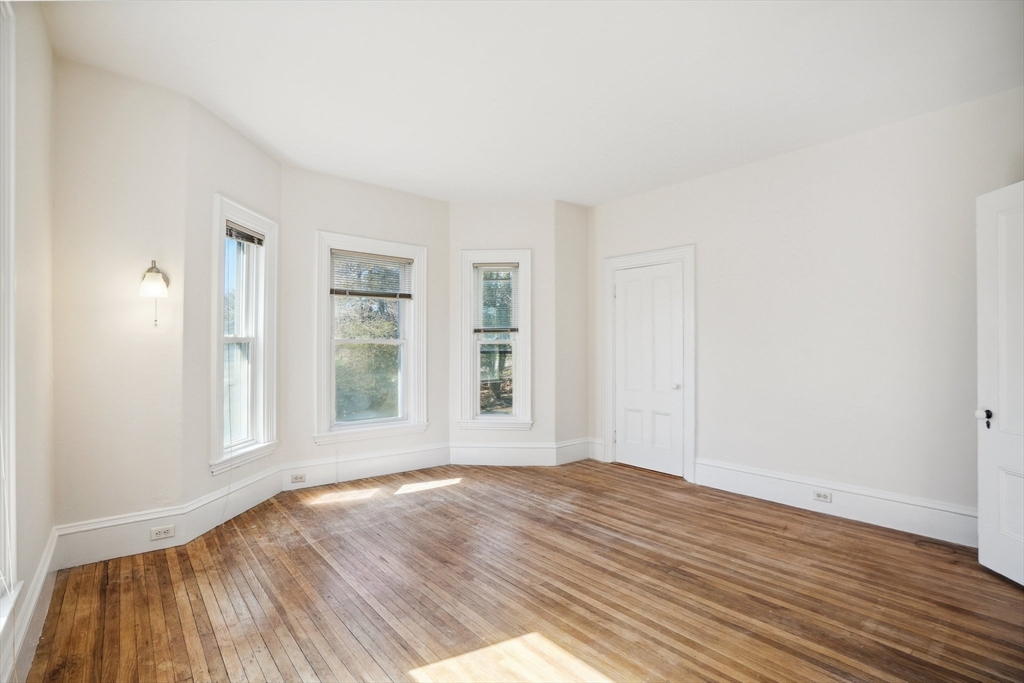 169 First Parish Road Scituate, MA 02066 - Photo 25 of 37 Gallery Image 25