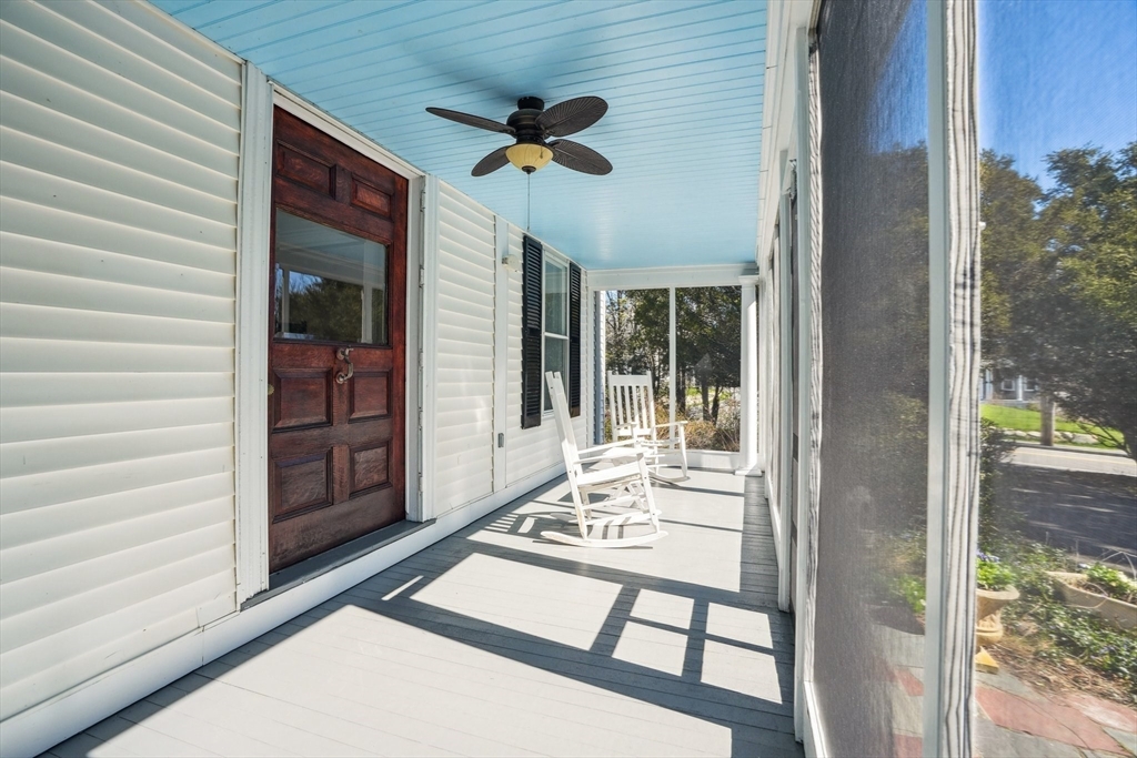 169 First Parish Road Scituate, MA 02066 - Photo 4 of 37 Gallery Image 4