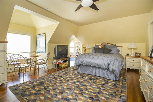 40 University Road, Unit 2 Brookline, MA 02445 - Photo 14 of 23 Gallery Image 14