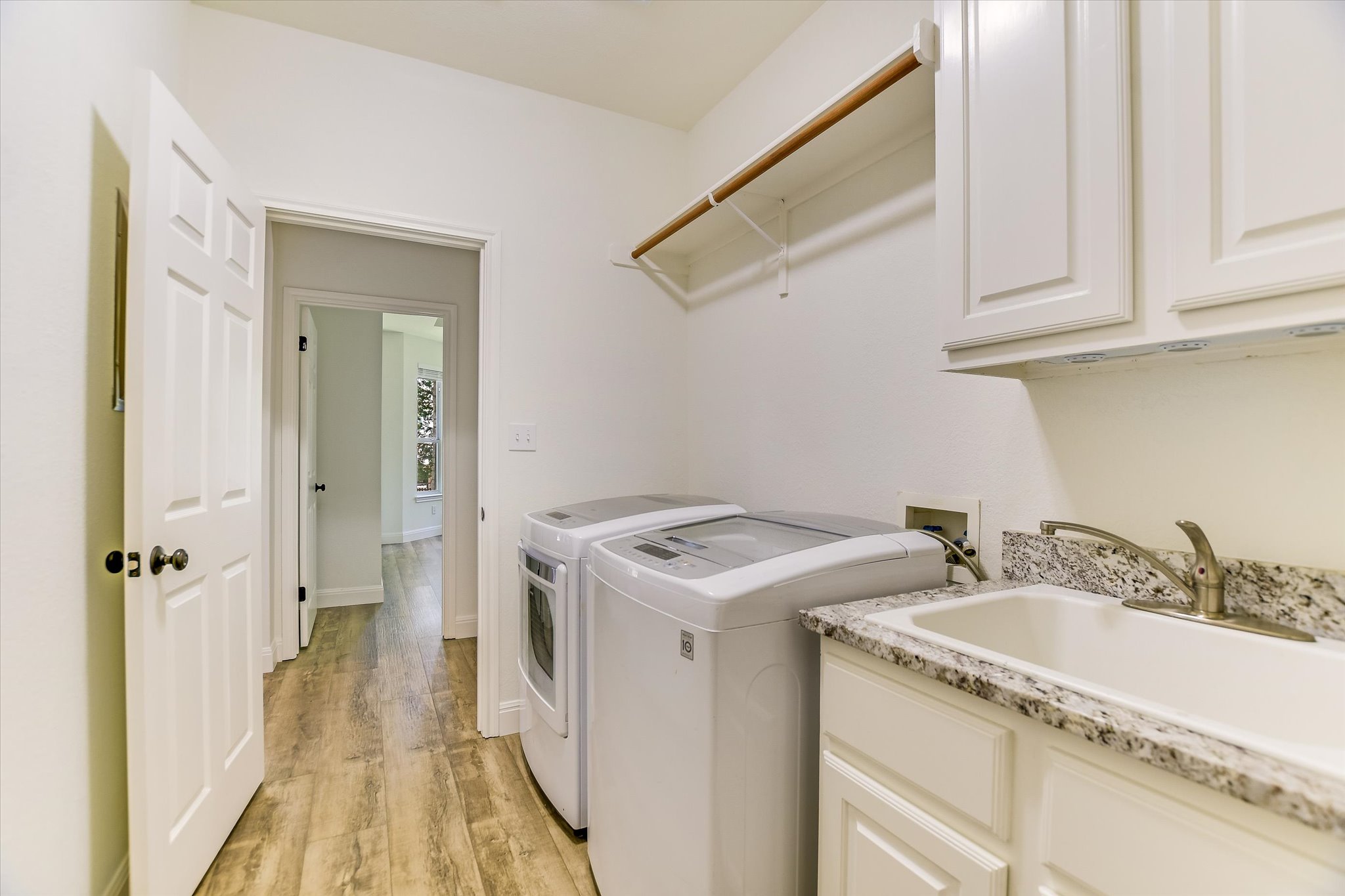 3517 Grimes Ranch Road Austin, TX 78732 - Photo 22 of 26 Functionality: Sink, Stylish Storage, Shelving