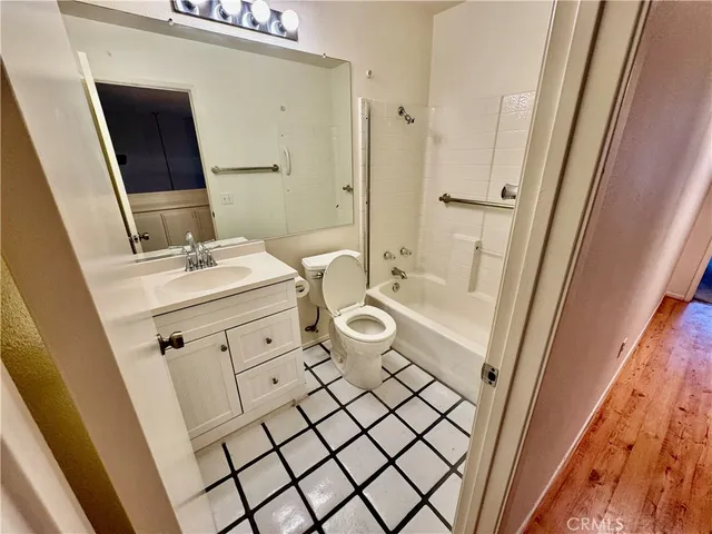 $498,000 | 2001 Via Como Court, Unit 103, Corona, CA 92881