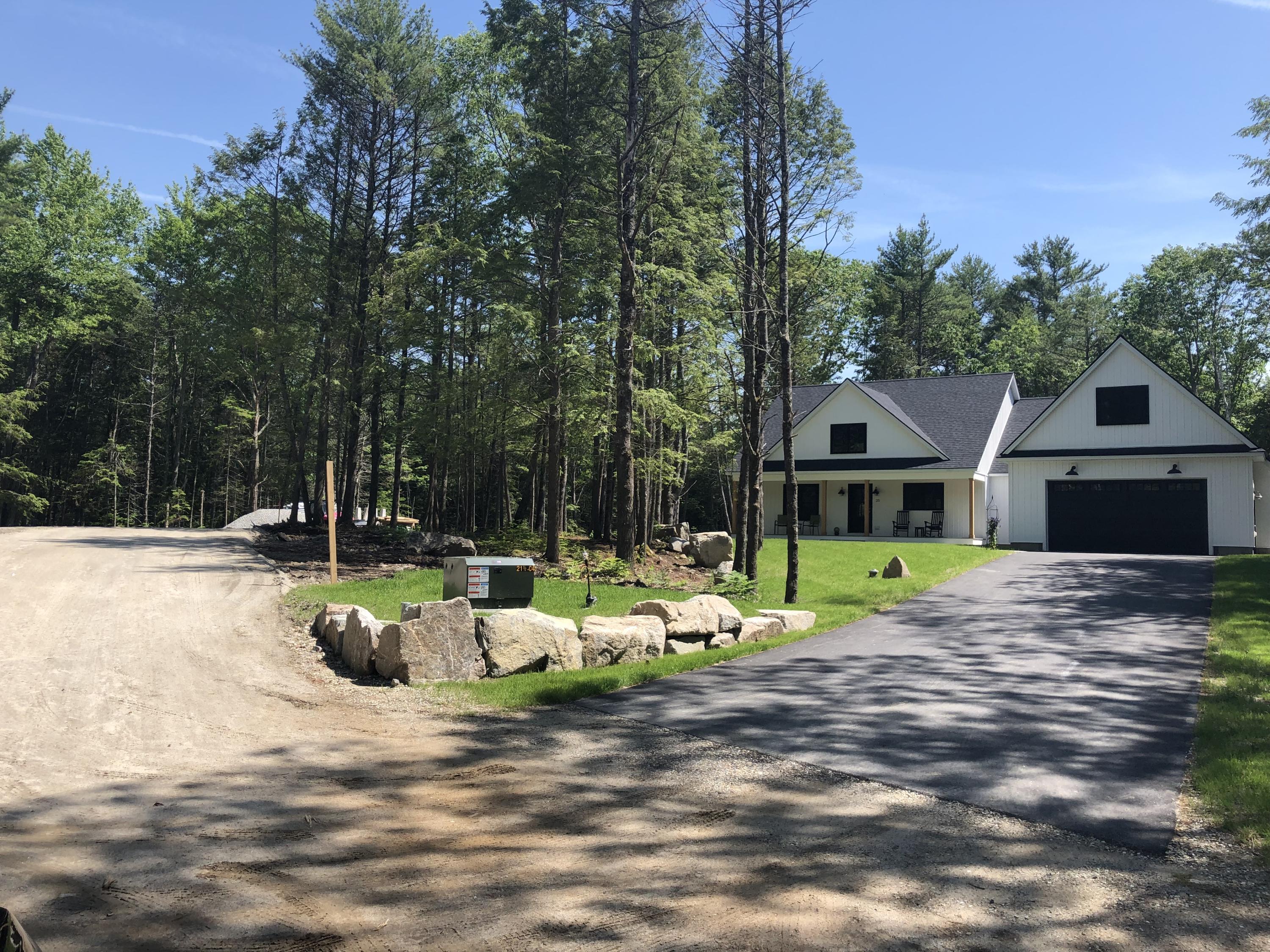 29 Michael's Way Road Kennebunkport, ME 04046 - Photo 24 of 32 Driveway to property on left