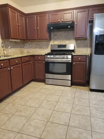 $1,800 | 16123 Catbird Court, Humble, TX 77396