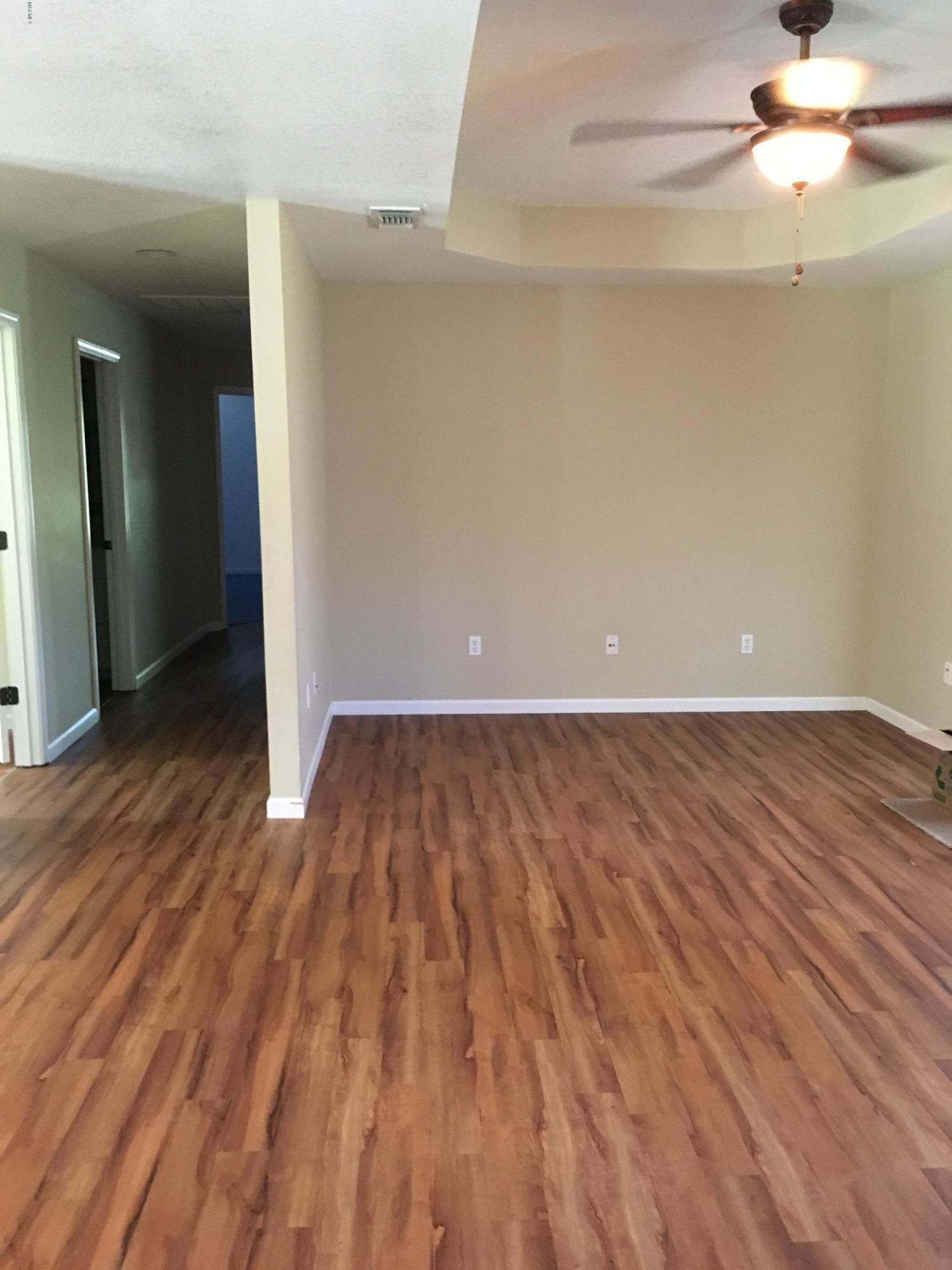 13345 Byron Road Gulfport, MS 39503 - Photo 8 of 26 IMG_0459