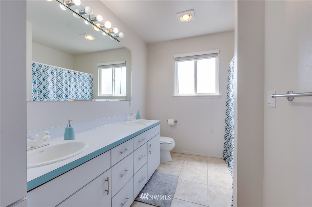 671 Northeast Gladwin Road Belfair, WA 98528 - Photo 18 of 24 Gallery Image 18