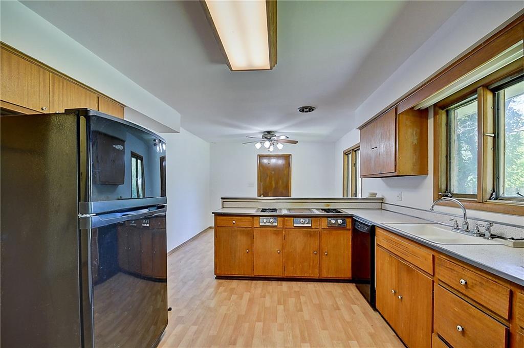 7055 Allisonville Road Indianapolis, IN 46220 - Photo 5 of 27 Gallery Image 5