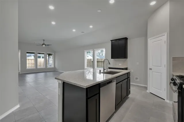 $345,900 | 322 Highland Bayou Drive, Conroe, TX 77304