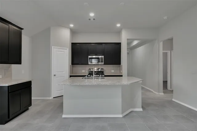 $345,900 | 322 Highland Bayou Drive, Conroe, TX 77304