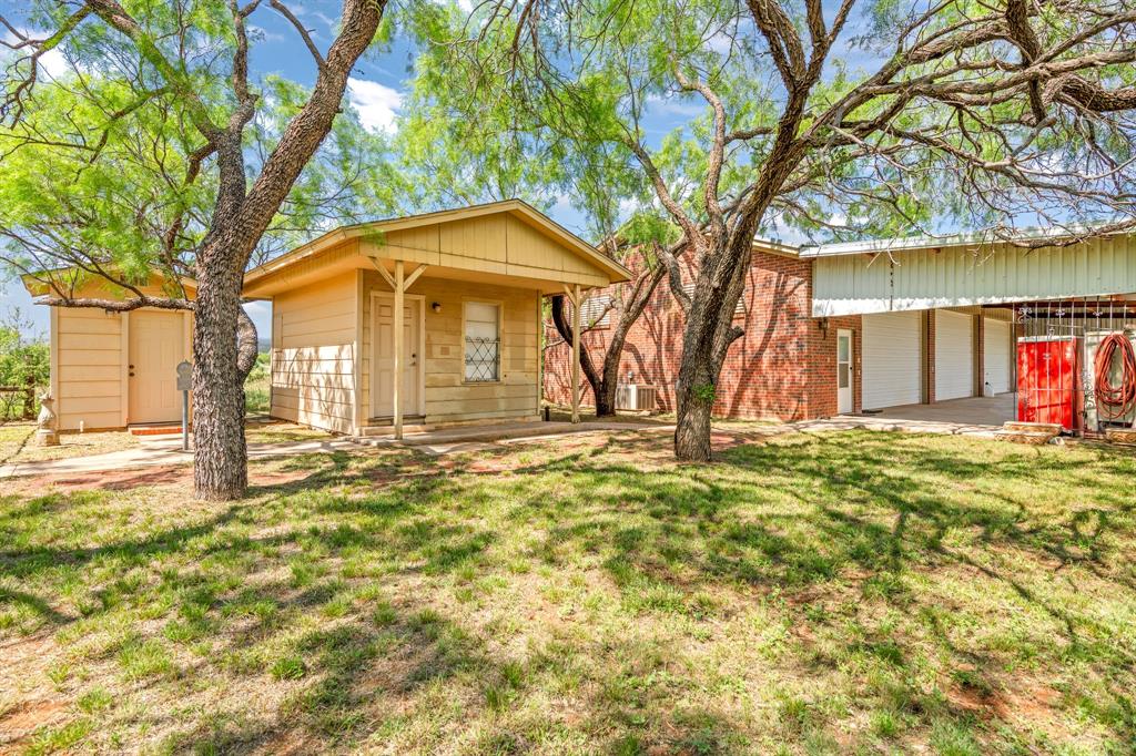 3165 Hayter Road Abilene, TX 79601 - Photo 19 of 39 Extra bathroom/Outbuilding