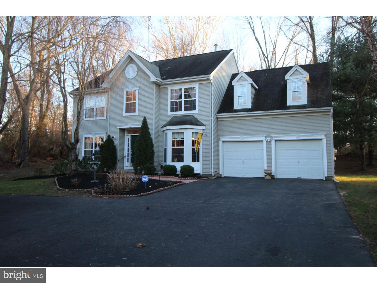 89 Dolington Road Yardley, PA 19067 - Photo 2 of 24 Gallery Image 2