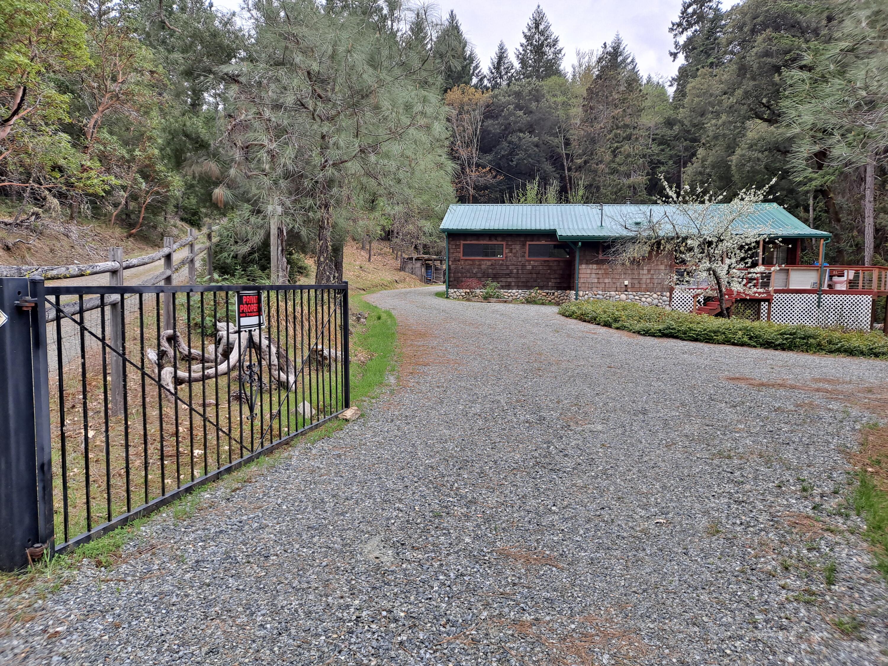 1100 Davidson Road Williams, OR 97544 - Photo 1 of 12 Quiet Retreat