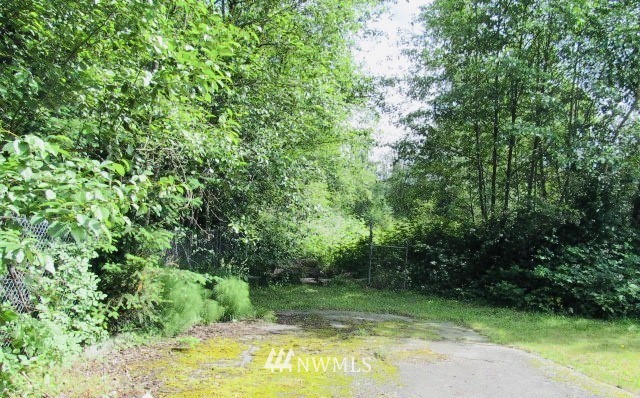 12517 Southeast Petrovitsky Road Renton, WA 98058 - Photo 4 of 6 Gallery Image 4