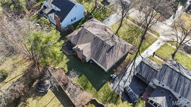 $475,000 | 1047 Camargo Drive, Ballwin, MO 63011