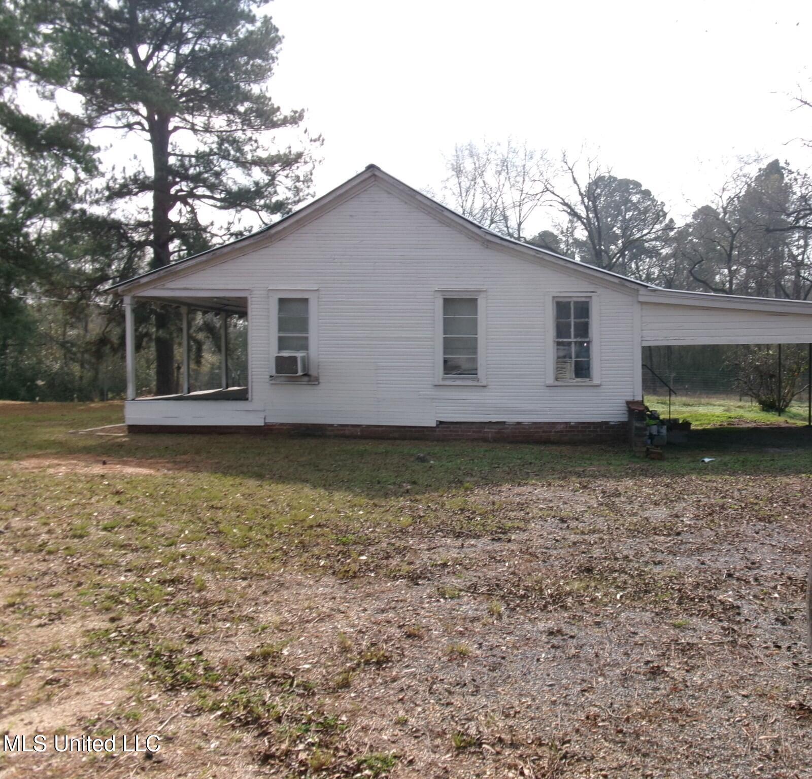 3807 Front Street Silver Creek, MS 39663 - Photo 3 of 21 101_0324