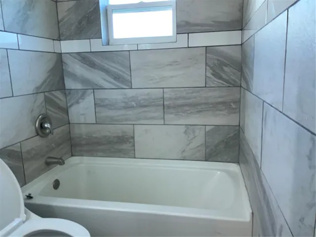 $259,000 | 7 Sun Country Court, Eustis, FL 32735